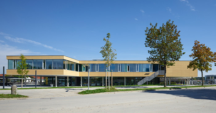 Gymnasium Gruenwald  px