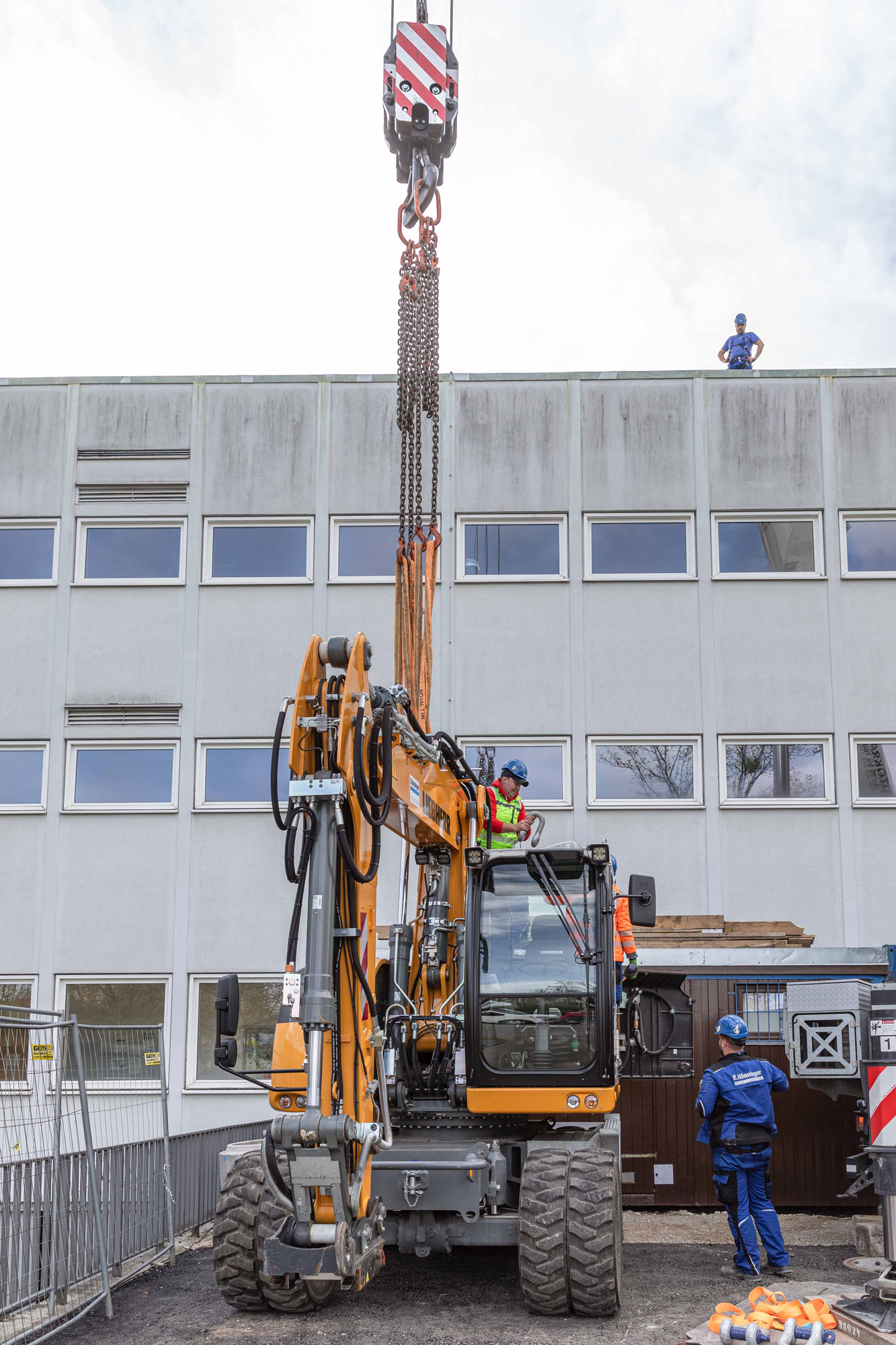 kanalbau fliegender bagger mg 