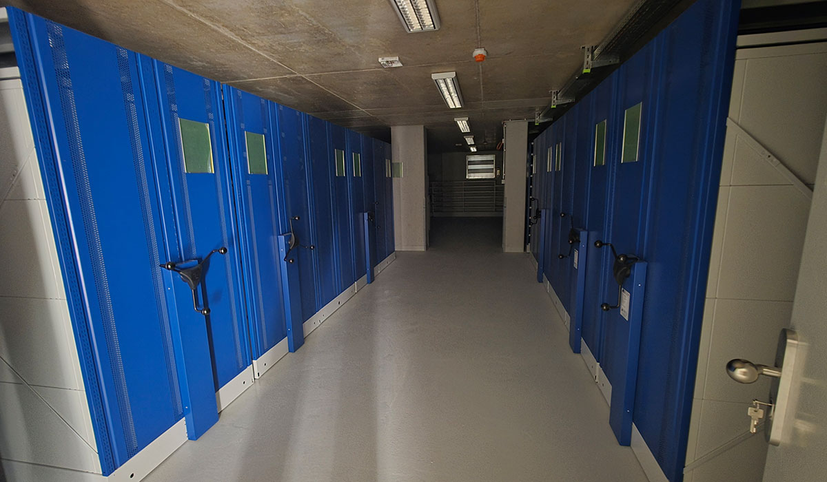 Hauptstaatsarchiv   web