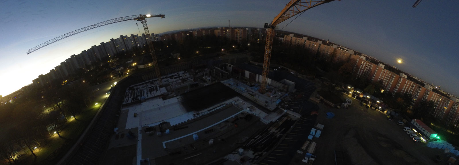 Theodor Heuss Platz Krankamera morgens  web